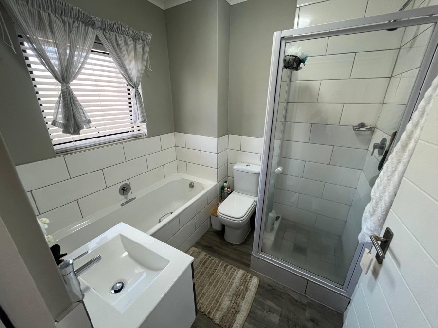 2 Bedroom Property for Sale in Haasendal Western Cape
